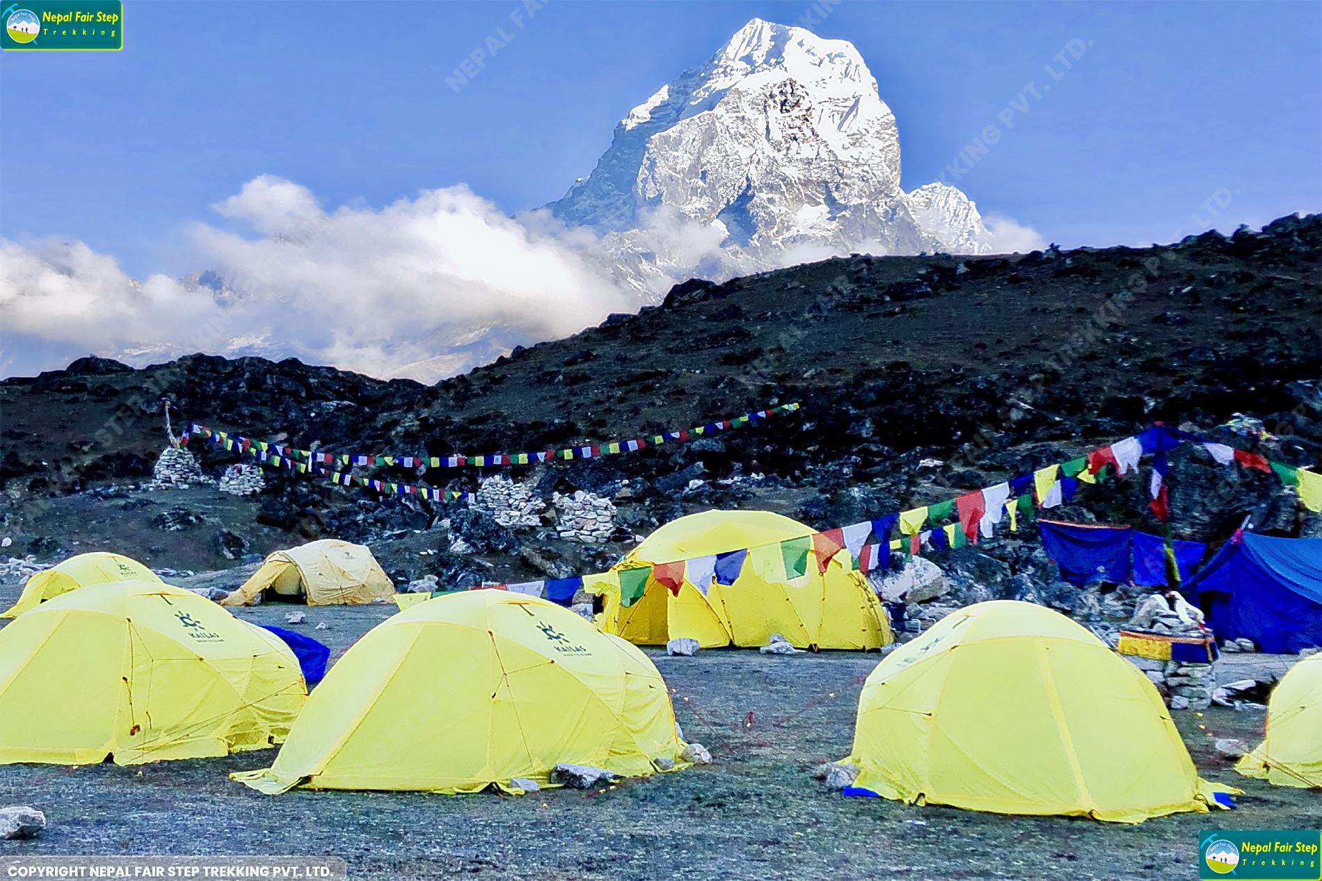 Nepal Fair Step Trekking-amadablam base camp