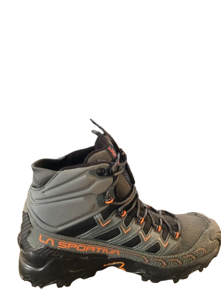 Nepal_{Fair_step_Trekking_Pvt.ltd_Trekking_shoes